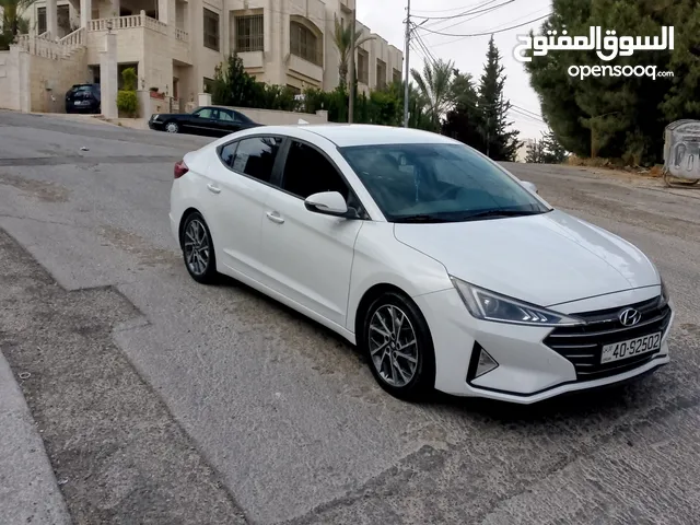 Used Hyundai Avante in Amman