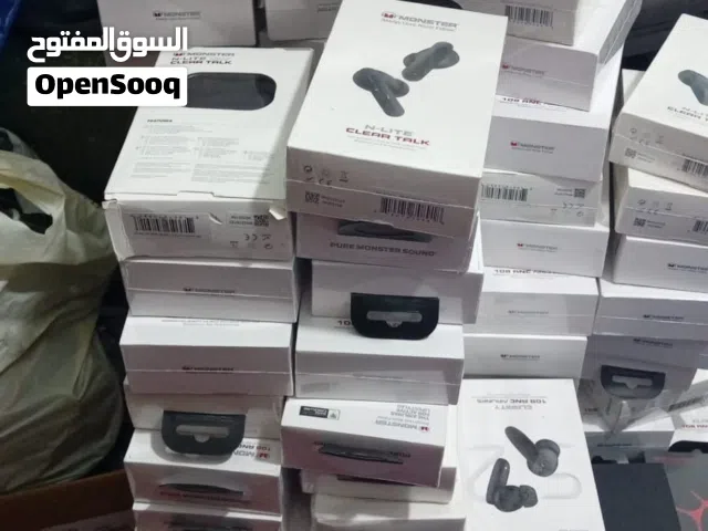 سماعات كمية نضاف ونوعيه ممتازه للبيع بسعر مناسب