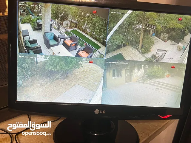 22" LG monitors for sale in Amman