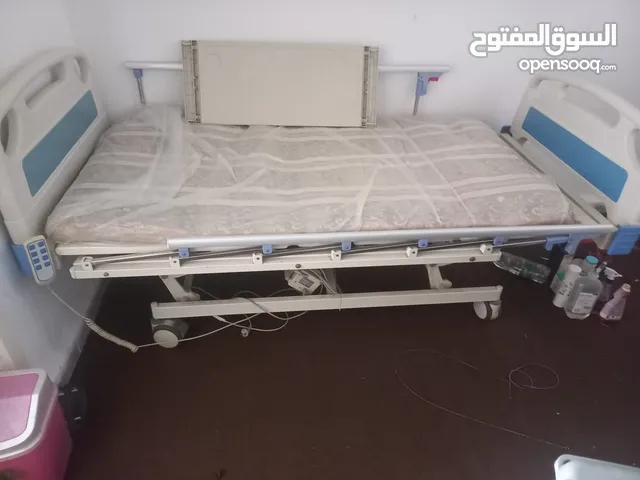 سرير طبي للبيع