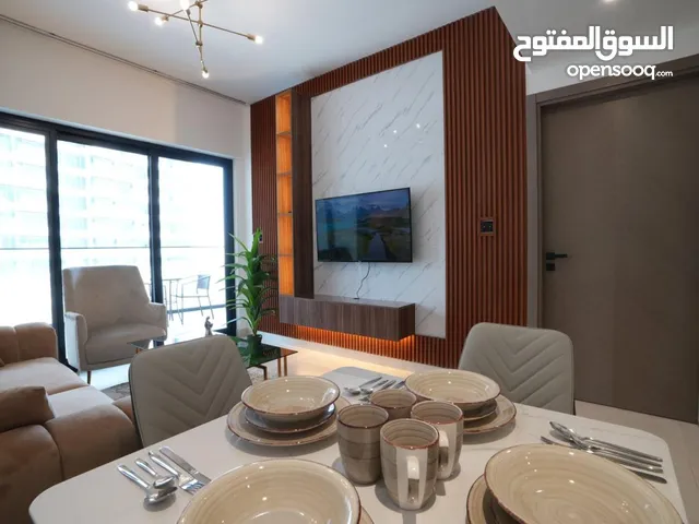 شقة في دبي برج بن غاطي كريك اطلالة جميلة ورائعة 15 دقيقه عن برج خليفة