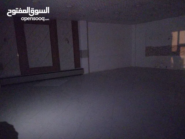 صاله . 200 م. إيجار. نهاية زناته الجديده .