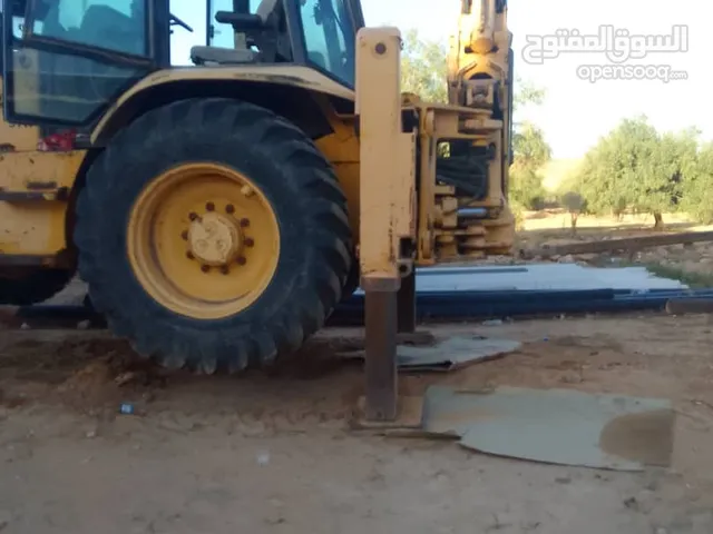 كوماتسو 2002