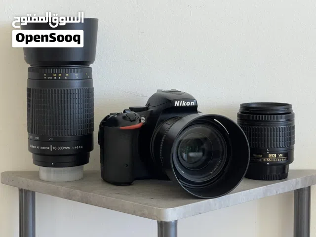 كاميرا نيكون NIKON D5500 بحالة ممتازة + 3 عدسات +بطاريتين