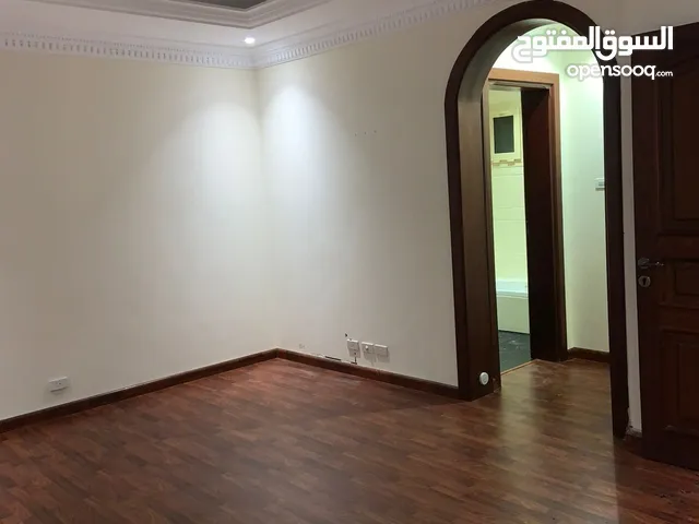 220 m2 5 Bedrooms Apartments for Rent in Jeddah Ar Rawdah