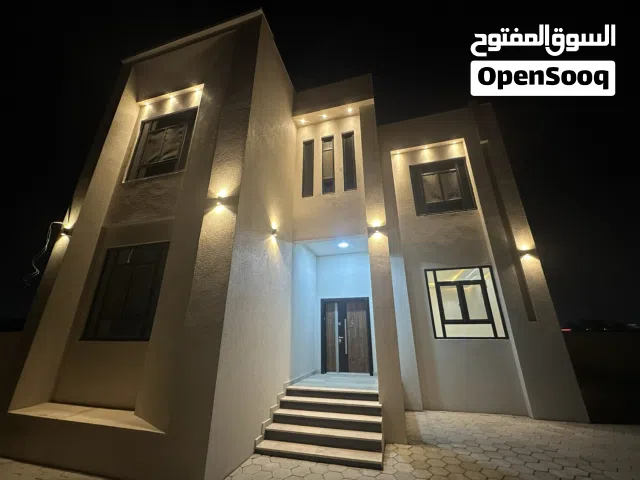 فيلا راقية للبيع بولاية بركاء