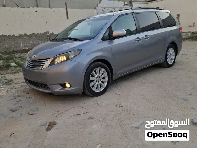 2011 Toyota Sienna XLE Limited