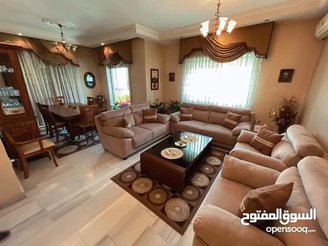 275m2 3 Bedrooms Apartments for Sale in Amman Shmaisani