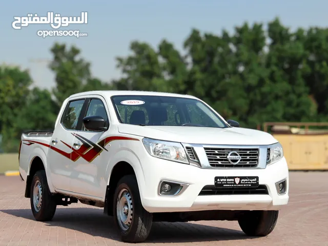 Nissan Navara 4WD 2019 GCC Original Paint accident-free in excellent condition 1175 P.M