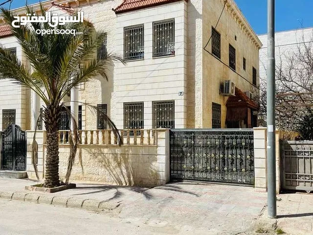 400 m2 More than 6 bedrooms Villa for Sale in Zarqa Al Zarqa Al Jadeedeh