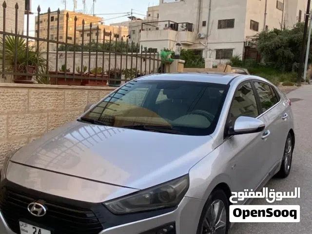 2018, هيونداي, ايونيك, Standard