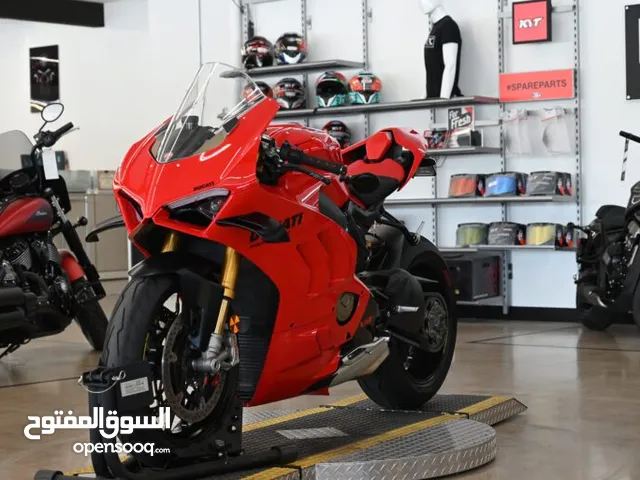 Ducati v4s 2022