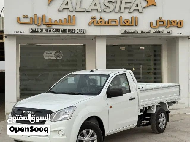 بيك اب ايسوزو 2025 ديزل 1.9 سي سي زيرو وكالة عمان