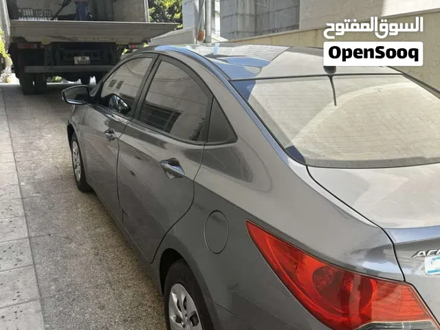 2017 Hyundai Accent Standard