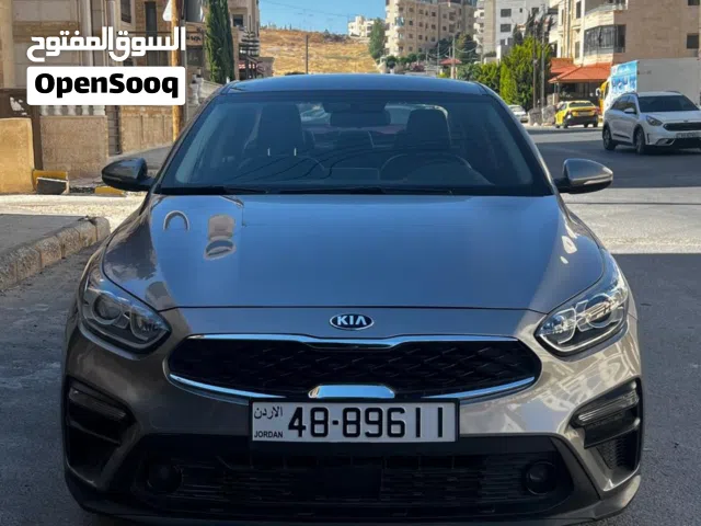2019 كيا K3 Standard