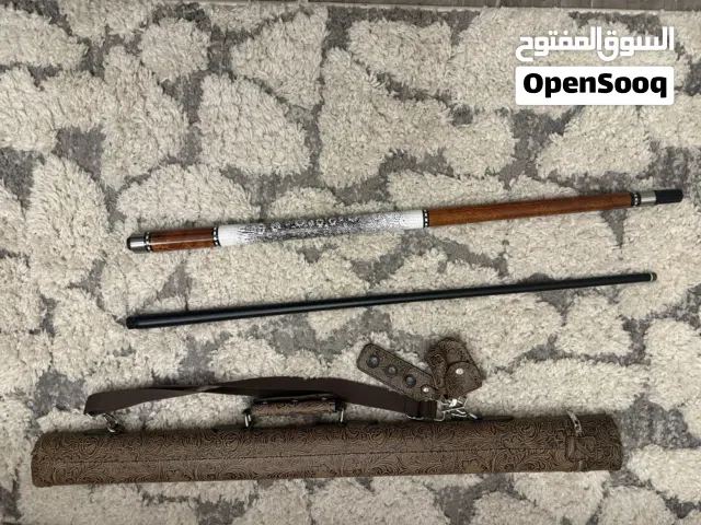 Brand new Billiard cue high fiber cue with premium quality cue case with 2 chalks and cue clean