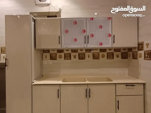 دولاب مطبخ جديد مقاس مترين و 25 سانتي