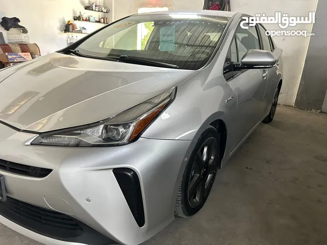 Toyota prius 2019