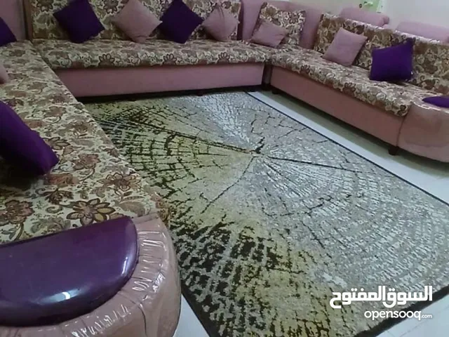 كراسي للبيع بسبب التغير بأسعار ممتازه