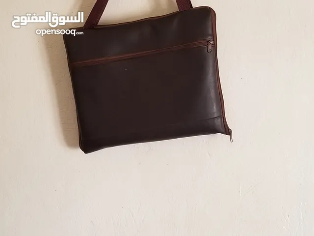 شنطة وسجادة في منتج واحد
