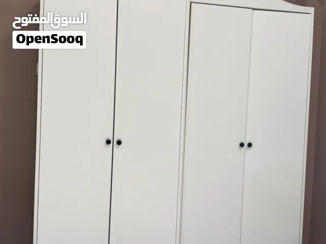 كبت من ايكيا نظيف مستعمل كم شهر فقط