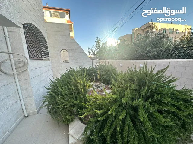 335 m2 3 Bedrooms Villa for Rent in Amman Tla' Ali