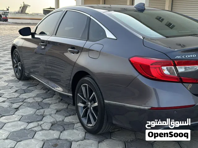 2021 هوندا اكورد EX-L