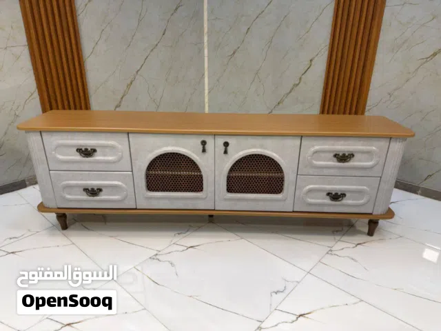 ميز بلازما قياس 180سم  السعر165 الف