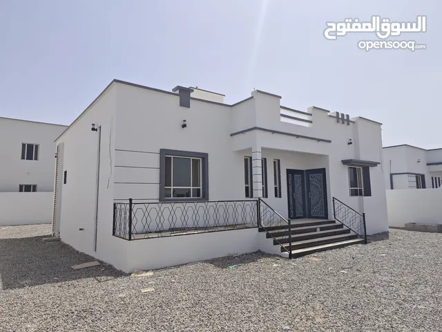 187m2 3 Bedrooms Townhouse for Sale in Al Batinah Al Masnaah