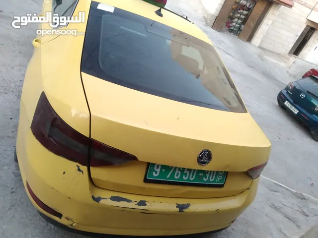 سكودا سوبير 2018 ترخيص2017 اصل عمومي استيراد مطور 2000 اتومات جير مطور فحص نخب دقات خارجية لا تذكر
