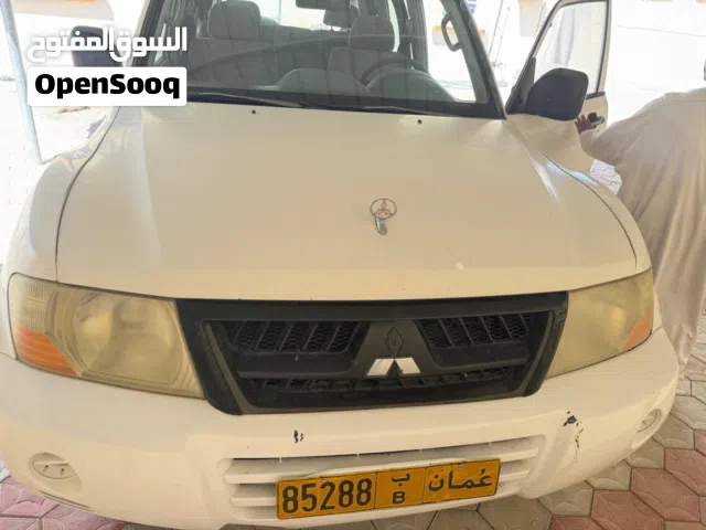 2004 ميتسوبيشي باجيرو GLS