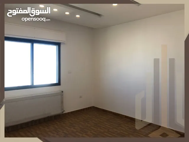 شقة طابق تسوية للبيع في تلاع العلي قرب كلية المجتمع العربي  مساحة  155م