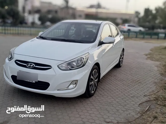 هونداي اكسنت موديل 2016خليجي للبيع محرك 1600 السياره جديده ماشيه 80الف حقيقي