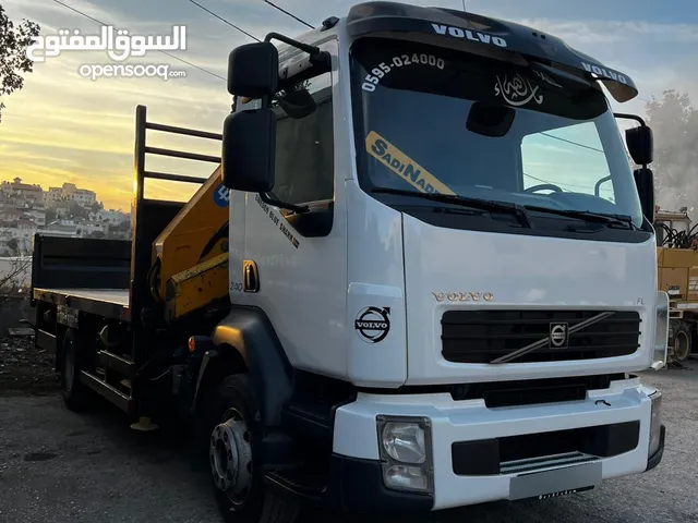 Used Volvo 240 in Hebron