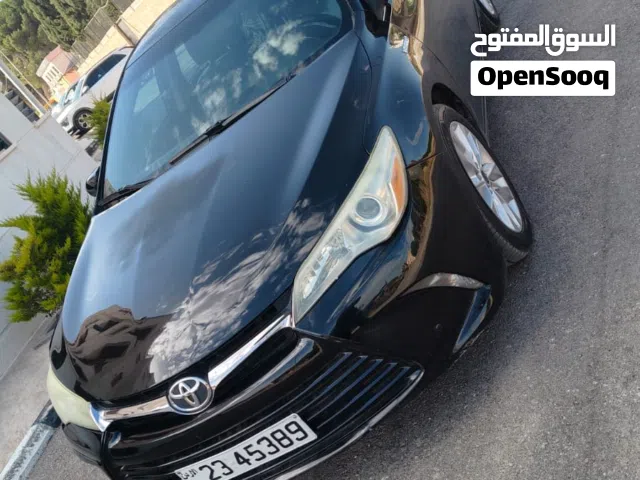 2015 تويوتا كامري SE