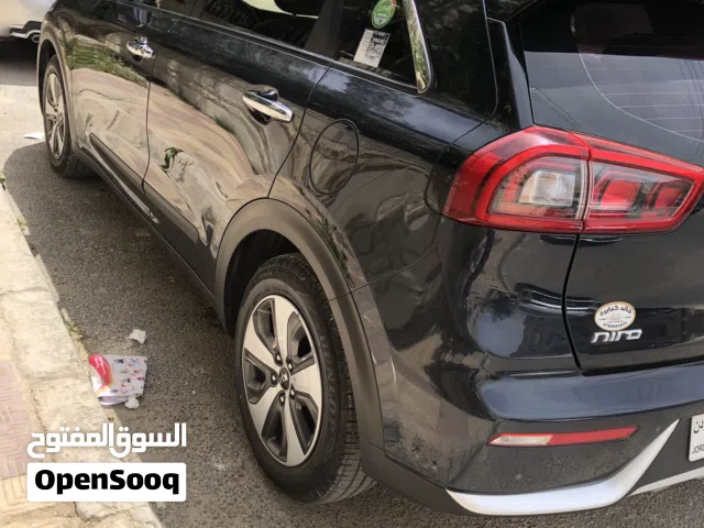 2017 كيا نيرو EX
