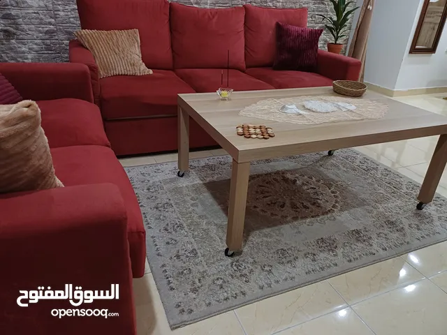 Coffee table from IKEA طاولة غرفة جلوس