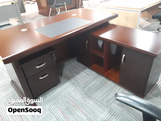 طاولة مكتب بالجناح 180سم