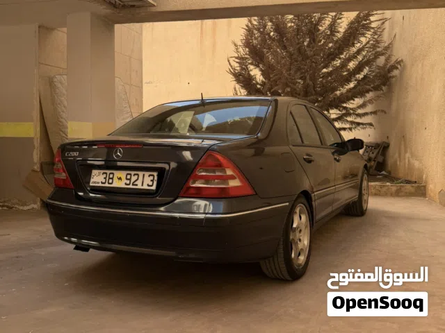 2003 مرسيدس بنز الفئة-C C 200