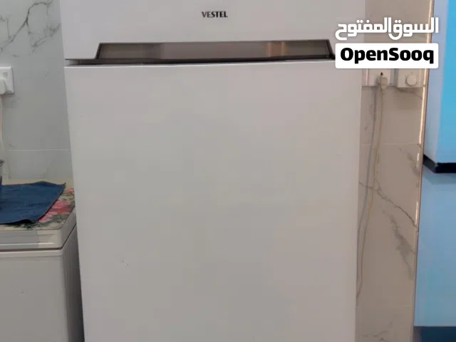 ثلاجه للبيع