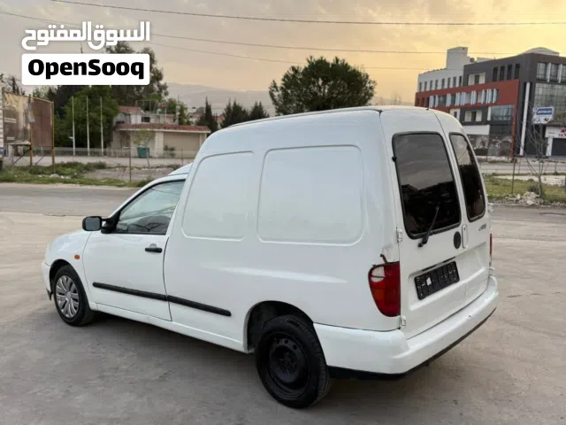 ابواب فولكس كادي