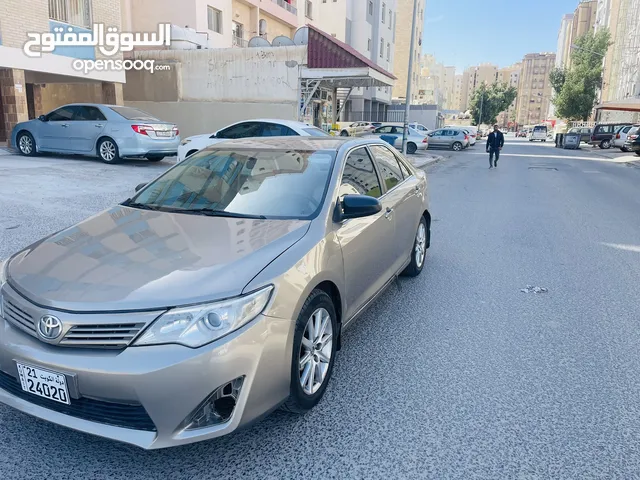 Toyota Camry XLE in Mubarak Al-Kabeer