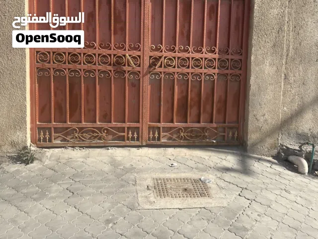ابواب حديد/ باب سياج خارجي كبير وباب خارجي صغير + باب ديوان