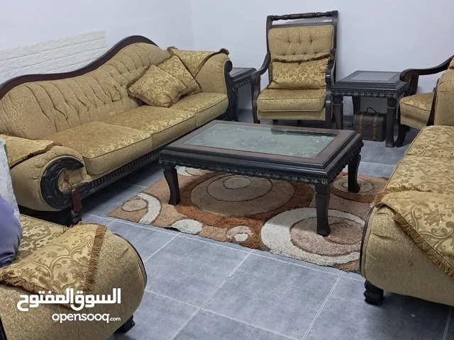 كنب غرفة ضيوف مستعمل