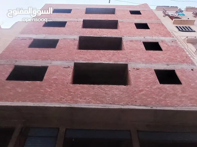 منزل سكني للبيع فى مدينة السلام 5 دقائق من موقف السلام الاقليمي الجديد مباني سنه 2023