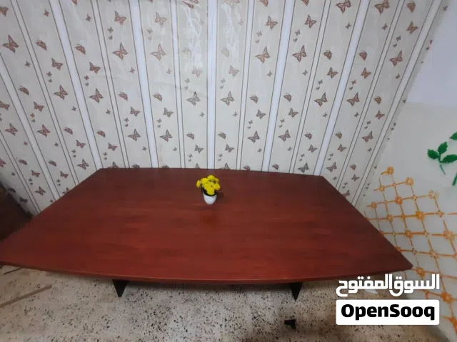 طاولة اجتماعات بسعر كزيوني