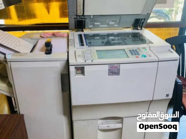 طابعة ريكو بحالة ممتازة