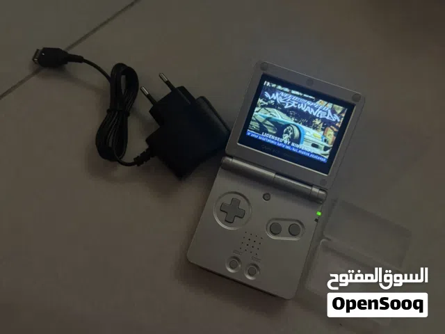 Game boy لعشاق العاب القديمة