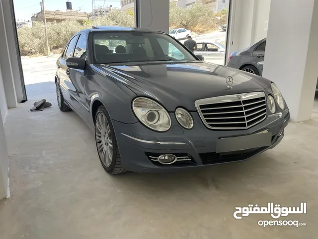 مرسيدس e240/2003ماطور 2600v8