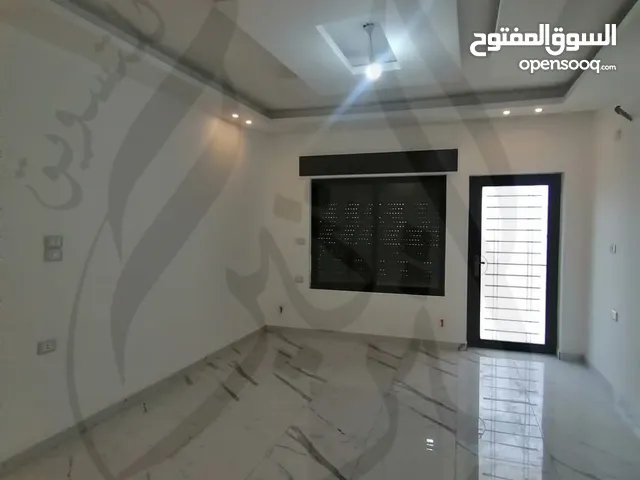 193m2 3 Bedrooms Apartments for Sale in Amman Al Bnayyat